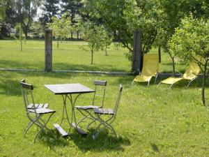 Ferienwohnung Kirsche - On the fruit tree