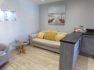 4 The Dome, Barton on sea -Comfort Meets the Coast