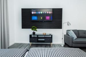 Silent Luxury, Central Stay