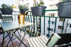 Silent Luxury, Central Stay