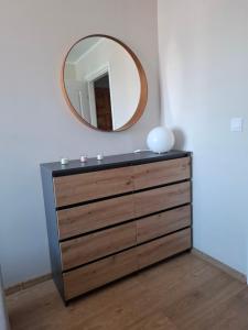 Seaside Harmony Family Apartment