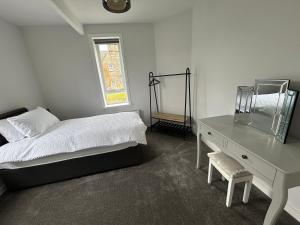 Modern 2 bedroom ground floor apartment