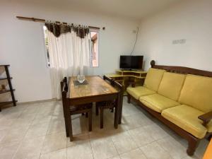 Confortable depto en el corazón de Canning