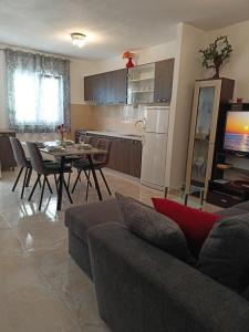 Just look, close to beach