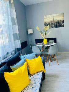 Apartament Brooklyn 2 pokojowy z prywatnym polem do gry w Mini Golf