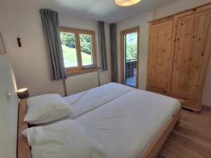 Ferienwohnung Almrausch by Alpenfeder