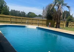 Convenient to UA & Mercedes on private property