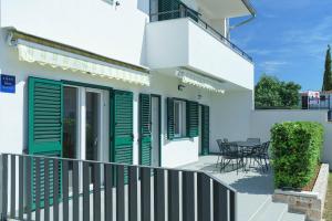 Villa Sladana with pool