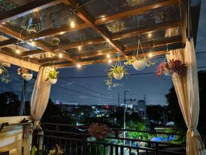 Chic Hilltop Hideaway and Stylish Stay in Caloocans Crestview