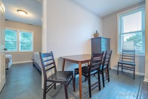 Entire Private Apartment, Near Downtown - Free Parking