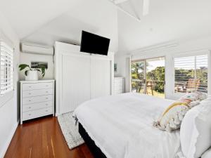 Villa Kalinya! Beachside Treehouse Oasis