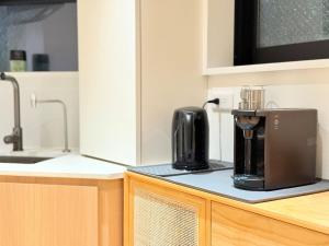 ZQ2 Three min walk to subway, direct access to Asakusa, Ginza, Shinjuku, Ueno , super convenient transportation, 2 bathrooms 4 toilets, comfortable space