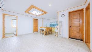 Fun and Happy Pension Jungsun