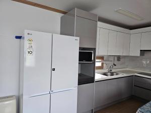 Gangeung Dowon Pension