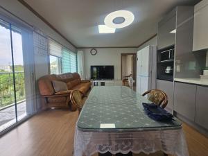 Gangeung Dowon Pension