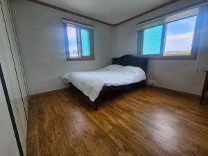 Gangeung Dowon Pension