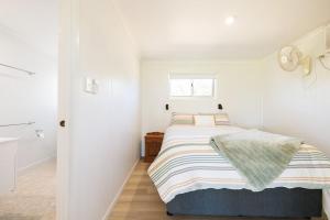 Cottage 2 Cape Keppel Beach