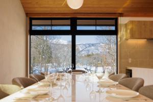 Amber Echoland MrT by Jade Group