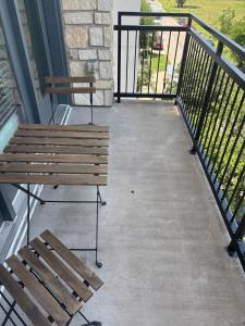 The Link & Lounge, Close to Everything