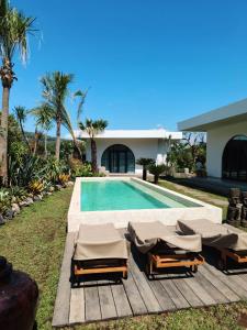 Villa Cactus is far from home but like your home Villa Cactus 3 BR isnt just a tropical villa in the heart of a coconut grove its a feeling Next door Villa Sungai also offers 2 BR and 1 Bungalow Ability to accommodate 12 people