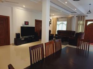 JarushanInnHotel