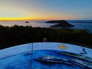 La clé des falaises Meublé de tourisme 3 étoiles avec petite vue mer et au bord du GR 34