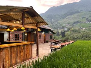 Tavan Paddy Field Homestay