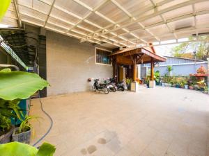 Sat Chamroeun Residence