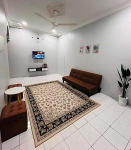 Anuarosi Homestay Taman Melor, Teluk Intan