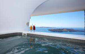 Ira Hotel & Spa Santorini Greece