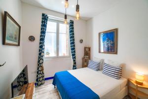 Studio Travel 22M2, 120m Vieux-Port ,Clim , Wifi ,Accès autonome avec code