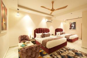 Luxe Stayz Saffron
