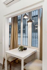 Vera 1BHK Bandra W by The Bombay Home Company