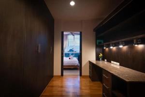 Exquisite Sea View Luxury Apartment Veloche group