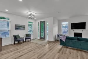 Brand-New 4BR - Unique Design Near Downtown Indy home