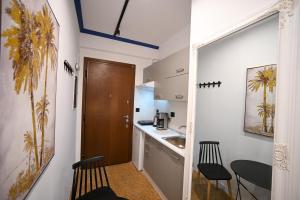 Monastiraki Suite by Zeussuites