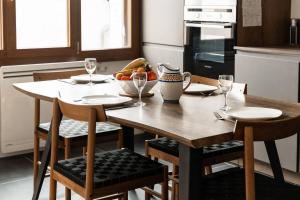 Light-filled And Quiet Apartment