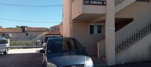 T2 350m mer rez de jardin terrasse parking privé