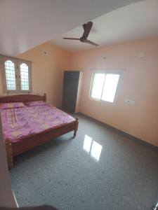 Senthil HomeStay