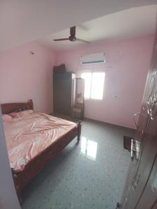 Senthil HomeStay