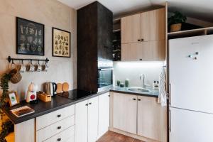 Heart Strings apt with Terrace in Old Town