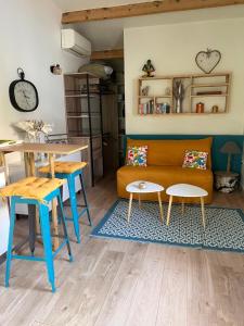 Studio indépendant dans villa