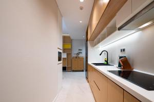 Convinia Luxury The Peak Midtown -Free Airport Pick Up