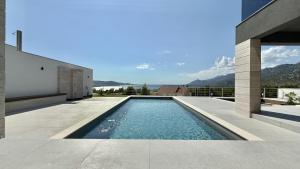Lux Villa Serene with heated pool