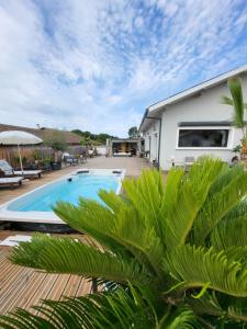 Sejours chez l'habitant Les Logis d-Argent Chambre d-hote avec WC, SDB, TV, Wifi, Option Petit Dejeuner , Parking : photos des chambres