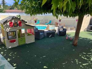 Villas Villa climatise avec Piscine, proche de la mer : photos des chambres