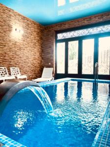 Green villa panorama