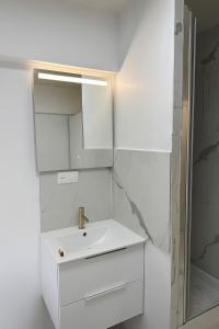Appartements Paris 16, Lux Studio - Steps from metro 9! : photos des chambres