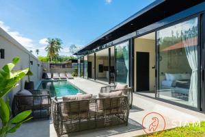 Modern 2BR Villa Private Pool in Mae Nam