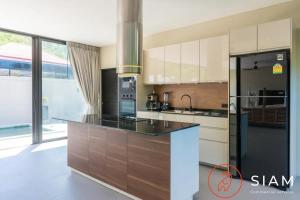 Modern 2BR Villa Private Pool in Mae Nam